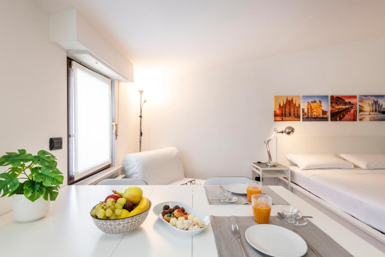Ferienwohnung Ferrucci, 6 - Monolocale Al Settimo Cielo Mailand Exterior foto