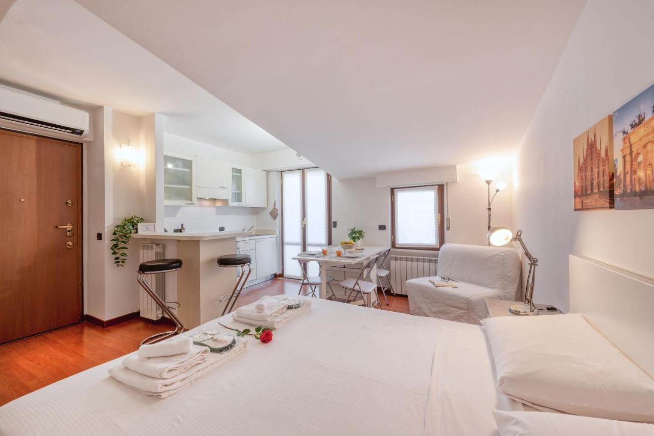 Ferienwohnung Ferrucci, 6 - Monolocale Al Settimo Cielo Mailand Exterior foto